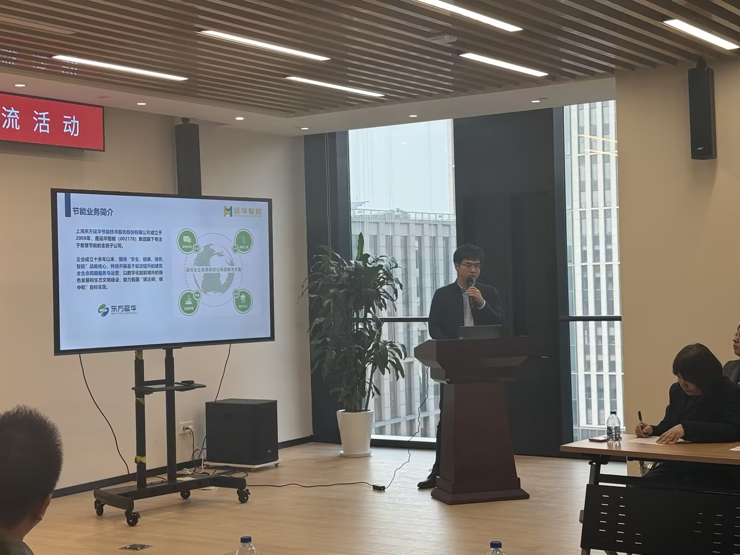 0e0f74e5-c6d6-4596-88b6-645e5af8106b.jpg 0e0f74e5-c6d6-4596-88b6-645e5af8106b.jpg